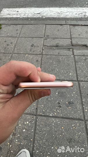 iPhone 8, 64 ГБ