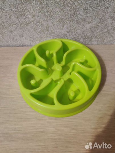 Чашка-игрушка для собак