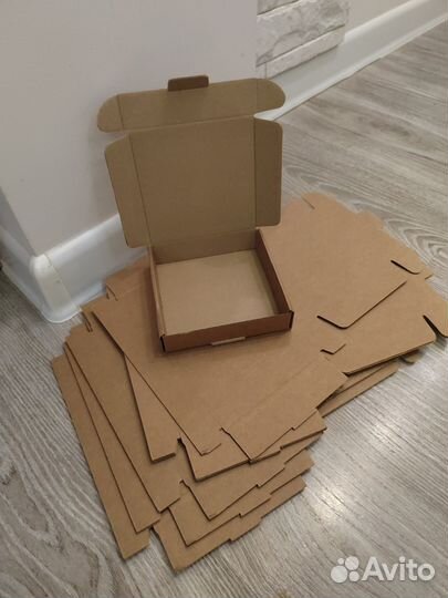 Коробка подарочная 15*15*4 см - 10 шт