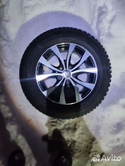 Dunlop SP Sport 01A 215/65 R16