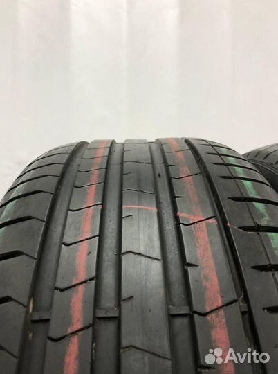 Pirelli P Zero PZ4 265/50 R19 110W