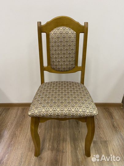 Стул из массива