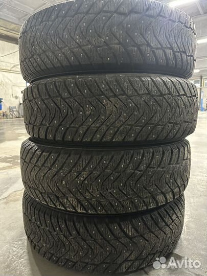 Yokohama Ice Guard IG65 235/65 R18 110T