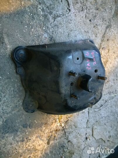 Кронштейн запасного колеса toyota rav4 xa30