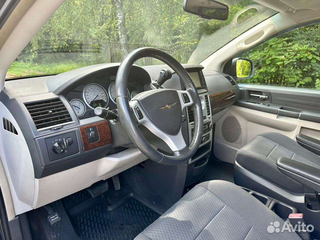 Chrysler Grand Voyager 2.8 AT, 2010, 202 000 км объявление продам