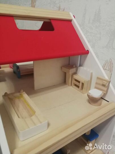 Домик кукольный деревянный