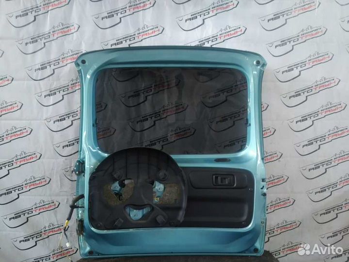 Дверь задняя toyota funcargo NCP25 4WD голубой, KK