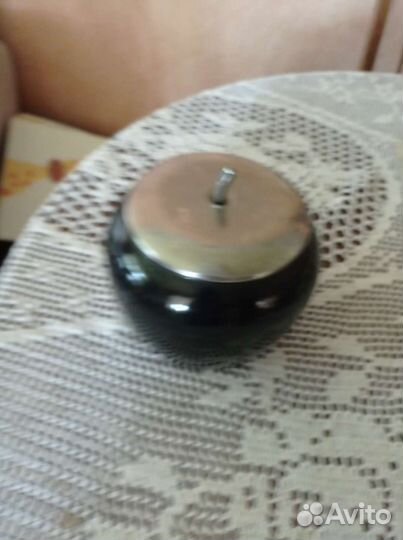 Металлическая емкость для продуктов