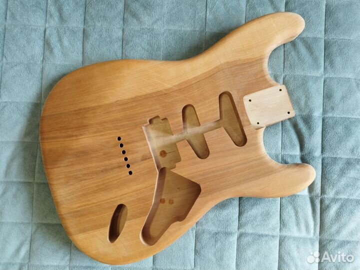 Корпус для стратокастера из ольхи