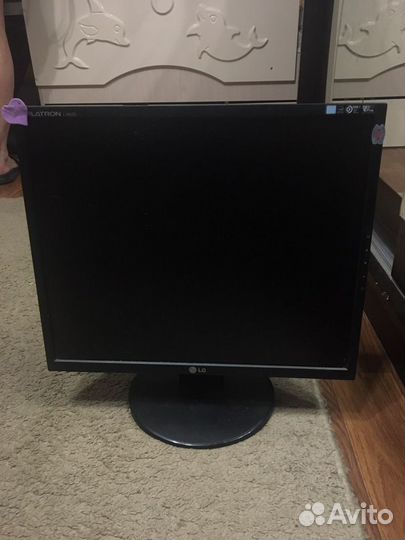 Монитор LG