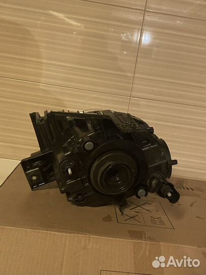 Фара правая nissan juke оригинал
