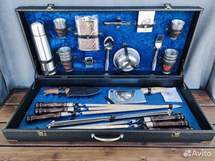 Набор шампуров в кейсах