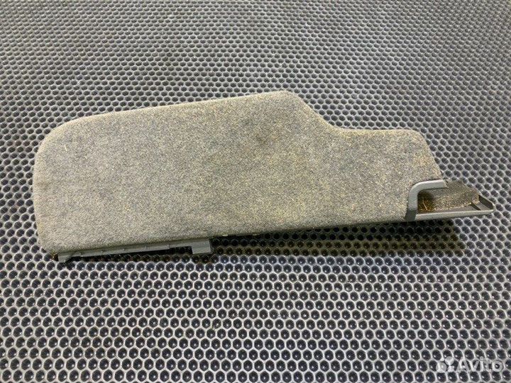 Обшивка багажника лев. Toyota Land Cruiser Prado