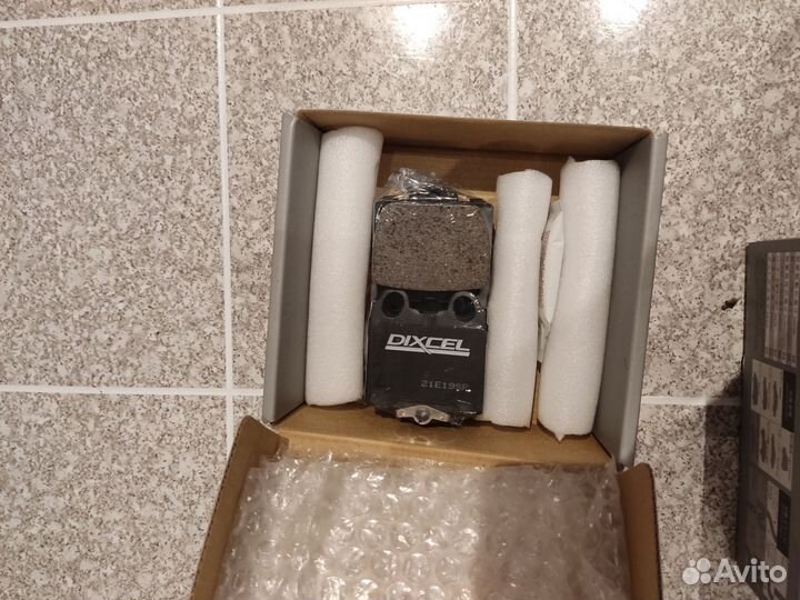 Тормозные колодки Dixcel Япония lexus gs 300