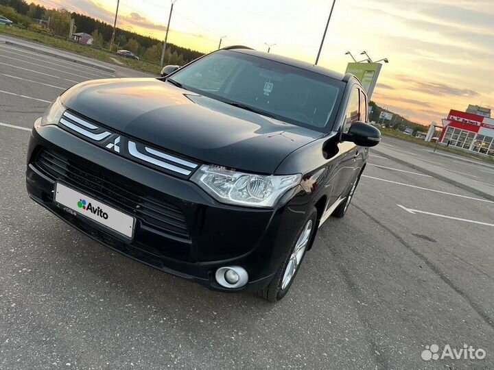 Mitsubishi Outlander 2.0 CVT, 2014, 185 450 км