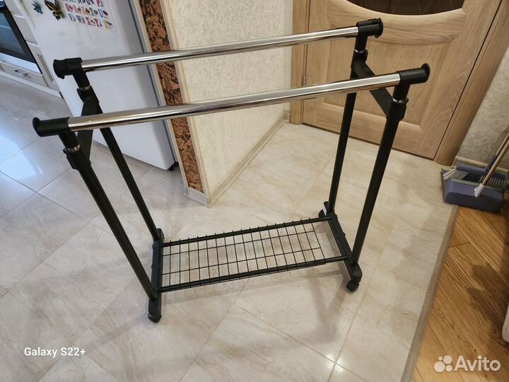 Вешалка напольная