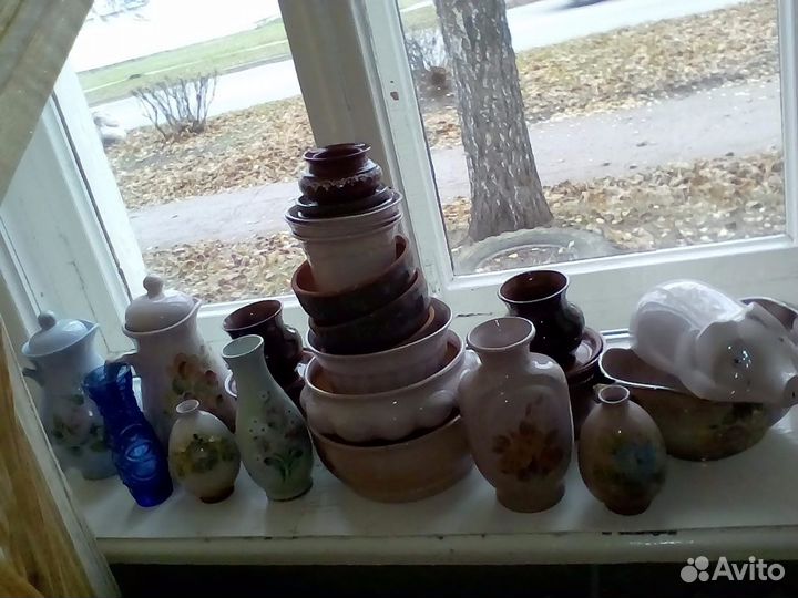 Продам кувшины и вазу