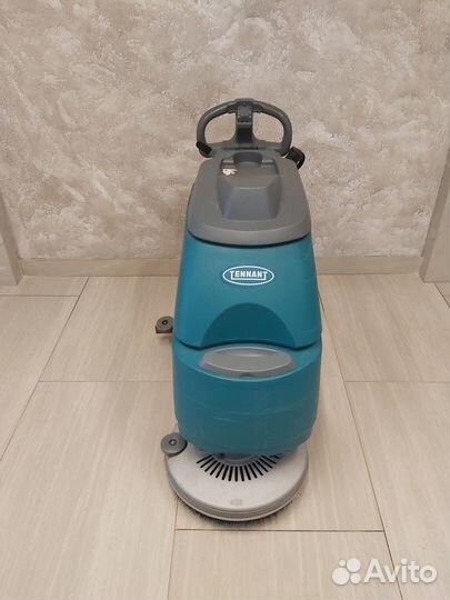 Поломоечная машина Теннант-2