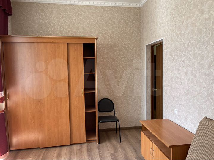 3-к. квартира, 126 м², 5/5 эт.