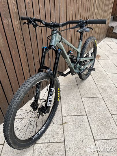 Commencal Clash Essential Keswick Green 2022