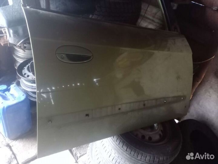 Дверь передняя правая Шевроле Реззо