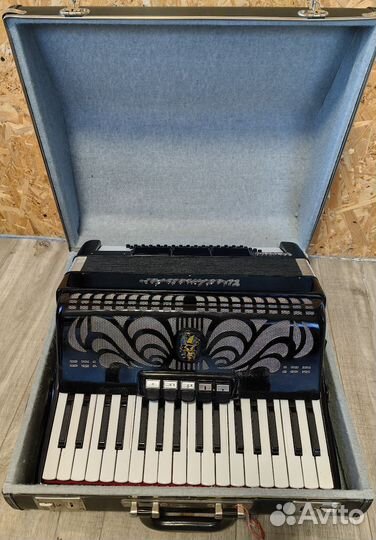 Аккордеон weltmeister caprice