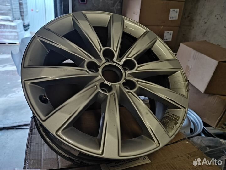 Диски Volkswagen R16 Литые 5x112 J7 HS1