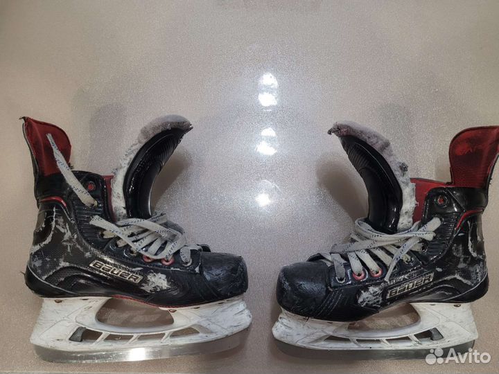 Хоккейные коньки bauer vapor x900 Jr размер 4D