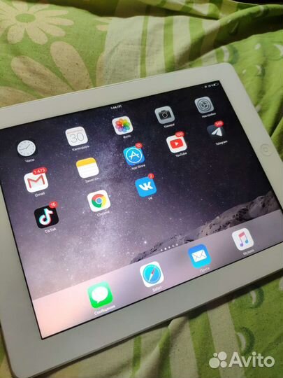 iPad 4 Чехлами и Коробкой