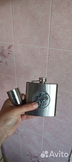 Фляга со стопками