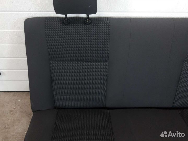 Задние сидения renault logan 1