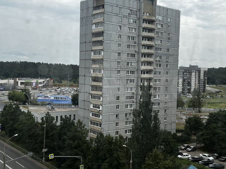 3-к. квартира, 85 м², 9/14 эт.