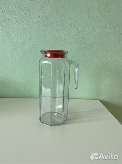 Кувшин с крышкой