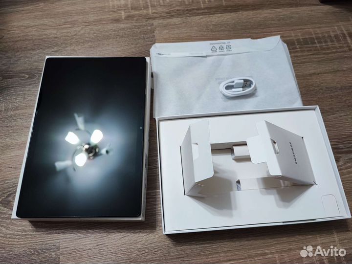 Samsung tab a8 4/64