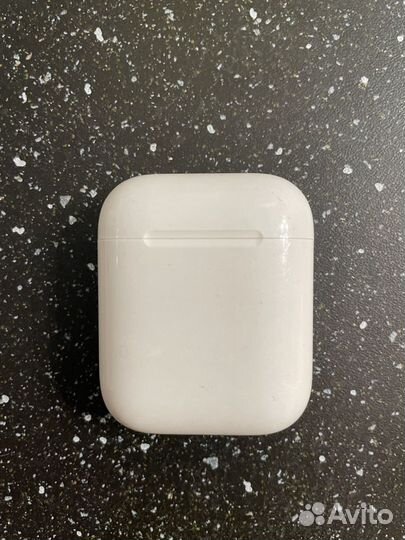 Наушники Apple AirPods
