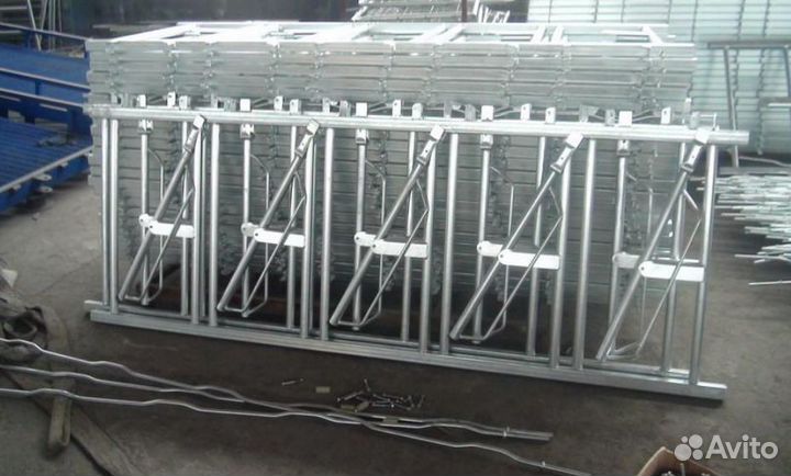 Стойловое оборудование Хедлоки