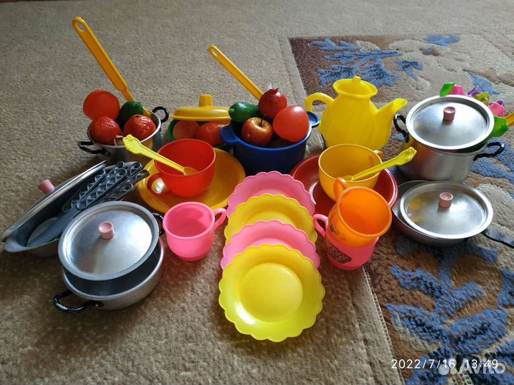 Игрушечная посуда