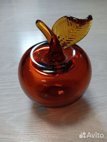 Сувенир из стекла