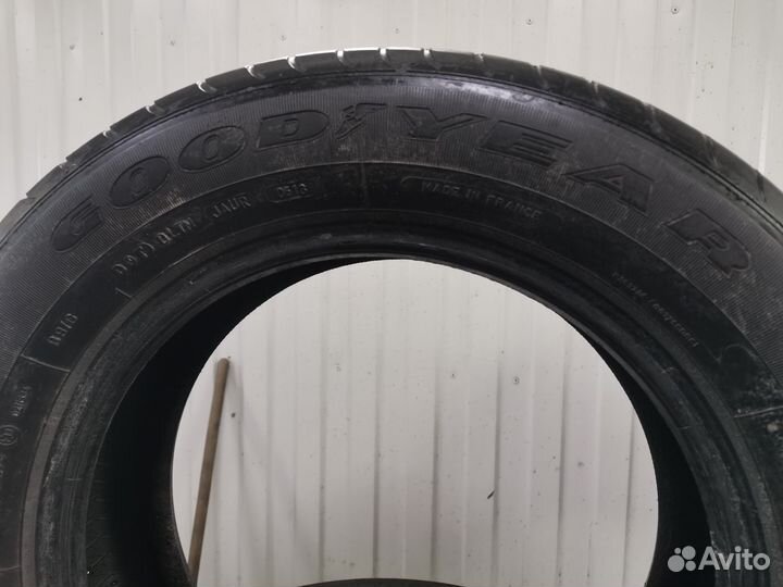 Goodyear EfficientGrip 205/60 R15