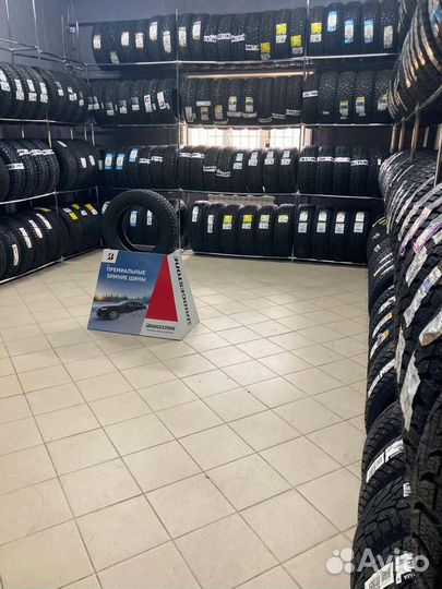 Kumho Ecsta HS52 205/55 R16 91W