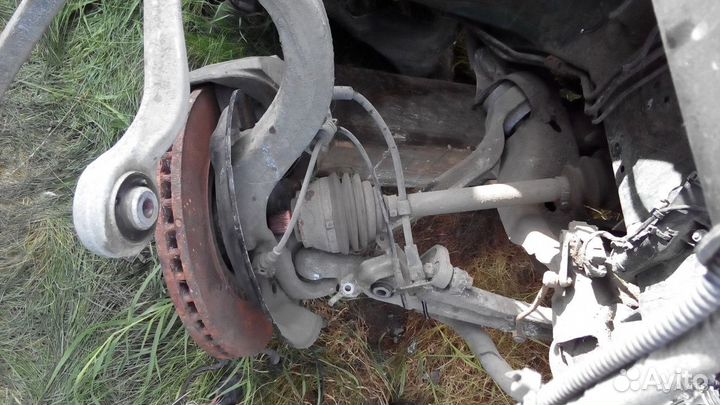 Полуось привод Audi A8 D3 II рестайл 4.2 FSI BVJ