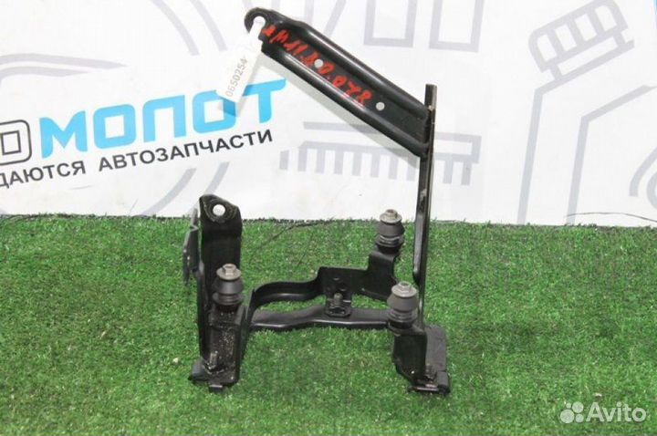 Кронштейн гидроусилителя Volvo V50 Ii MW