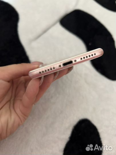 Телефон iPhone 7 128gb