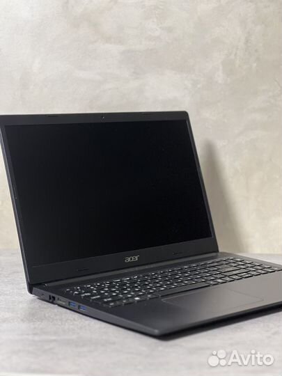 Ноутбку Acer Aspire 3 A315-23