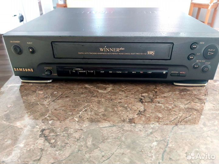 Видеомагнитофон/видеоплеер Samsung SV-11Q