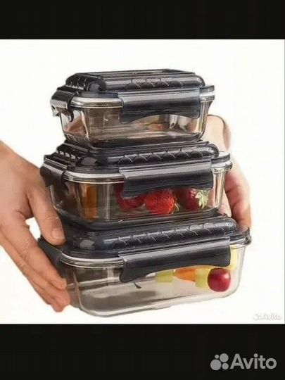 Набор стеклянных контейнеров