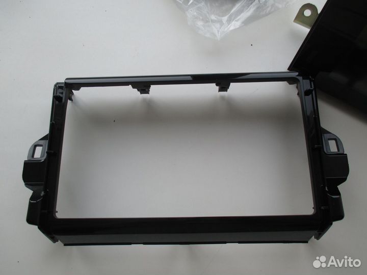 Штатная магнитола для Toyota Fortuner, Hilux