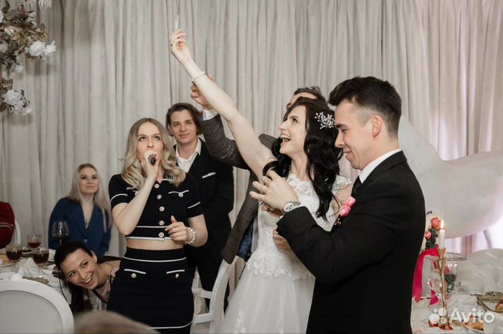 Ведущие на свадьбу