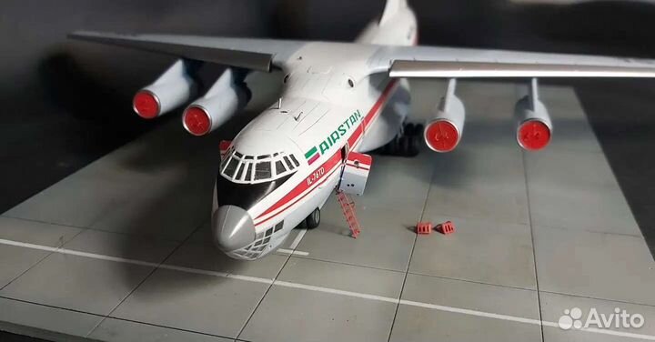 Модель самолета Ил-76 тд