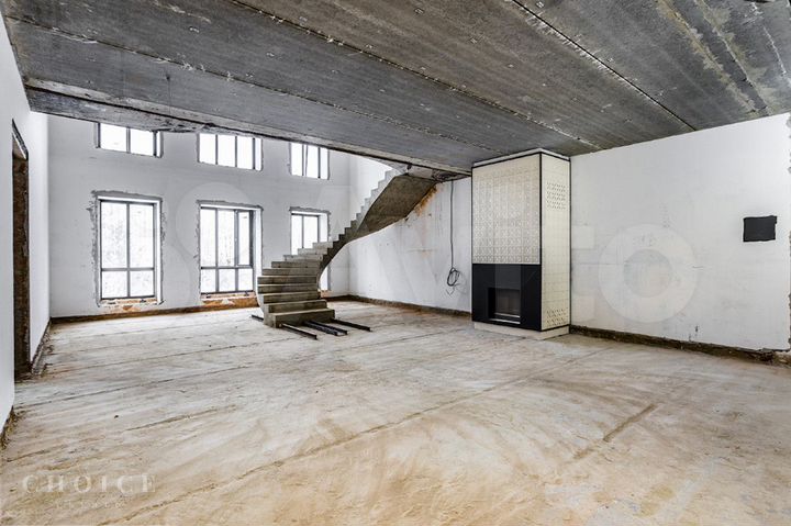 Коттедж 1000 м² на участке 25 сот.